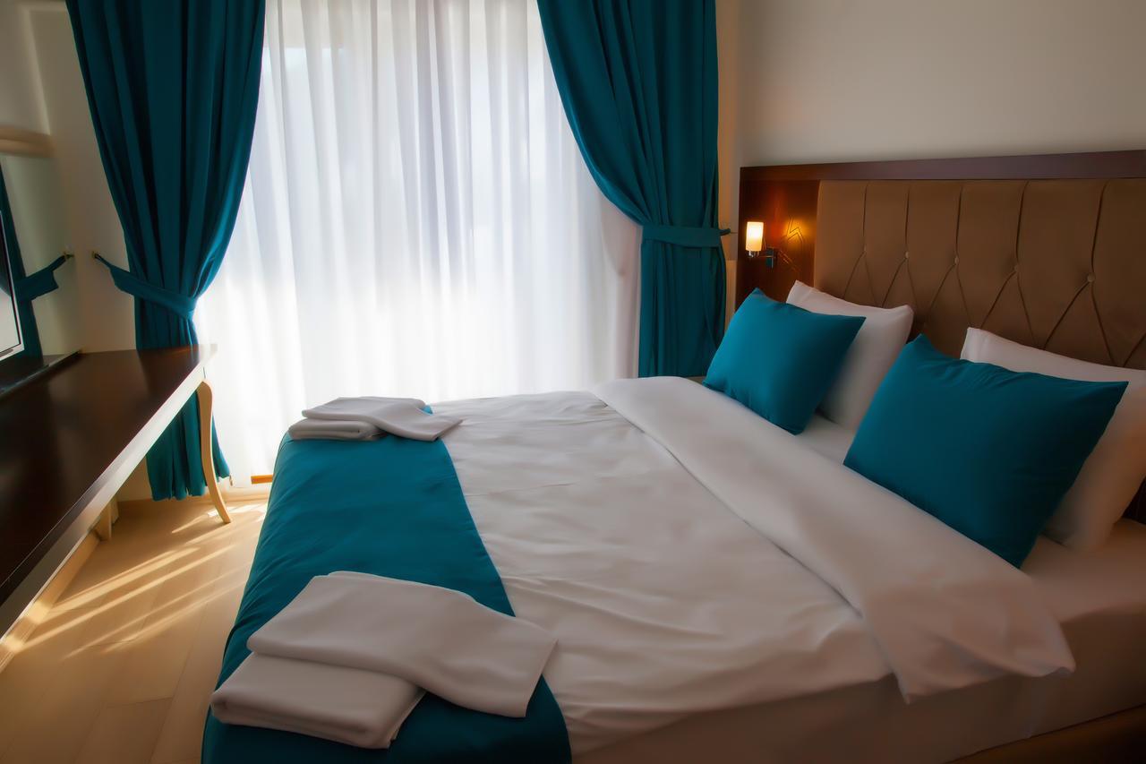 Black Forest Hotel Savsat Buitenkant foto